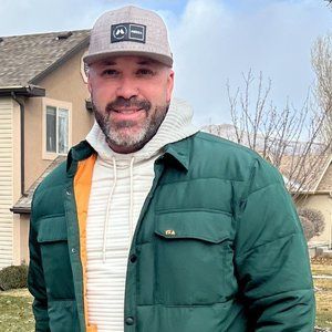 Meet your Posher, Casey